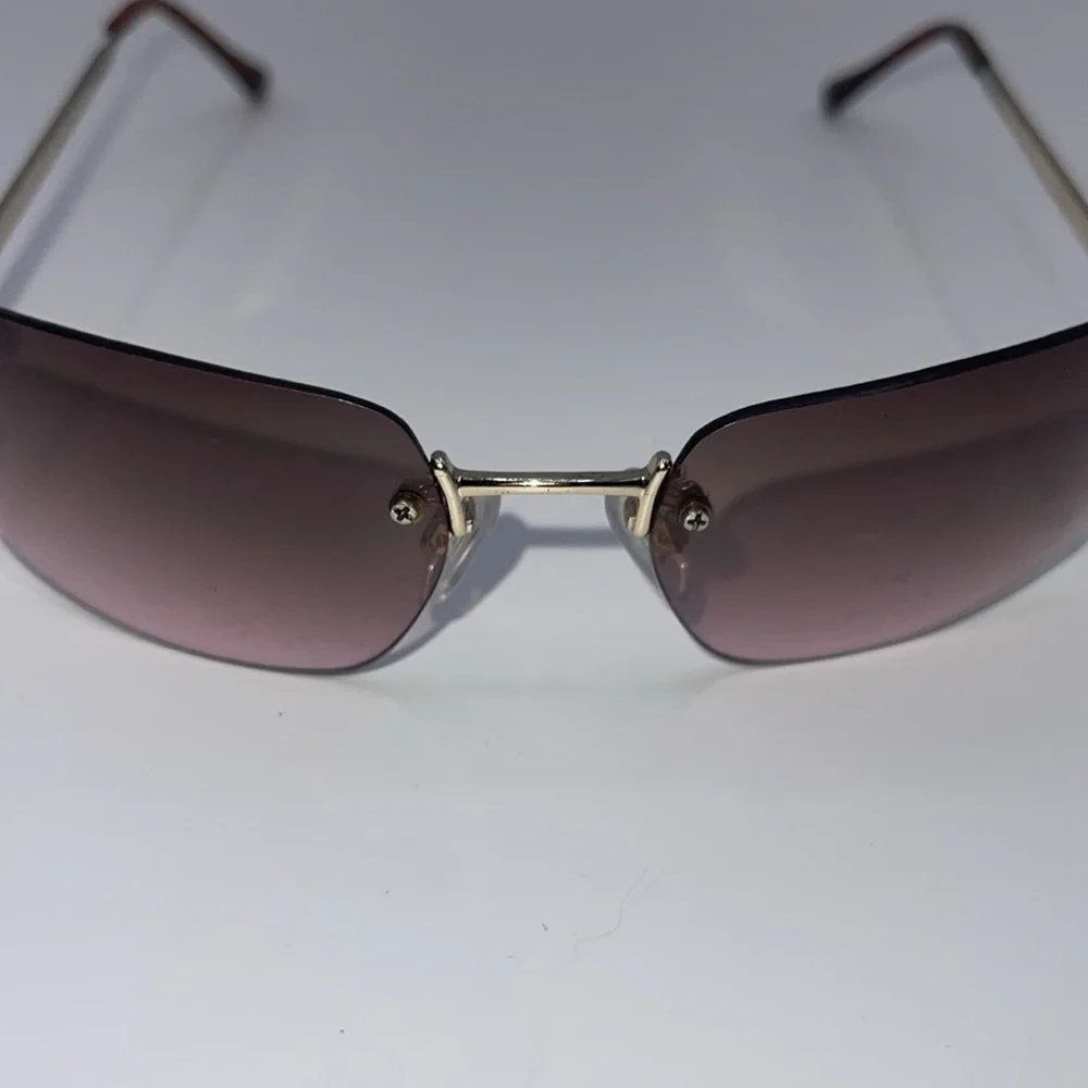 Girls sunglasses rimless